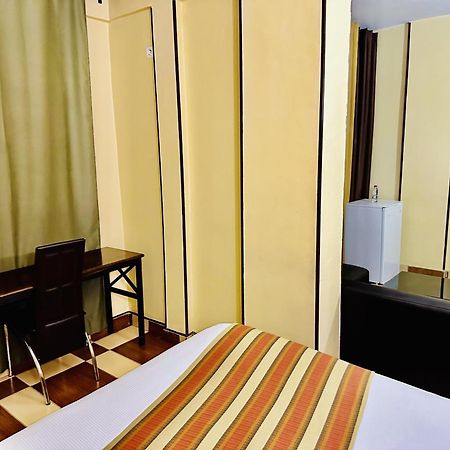 Yaahot Otel Yaoundé Dış mekan fotoğraf