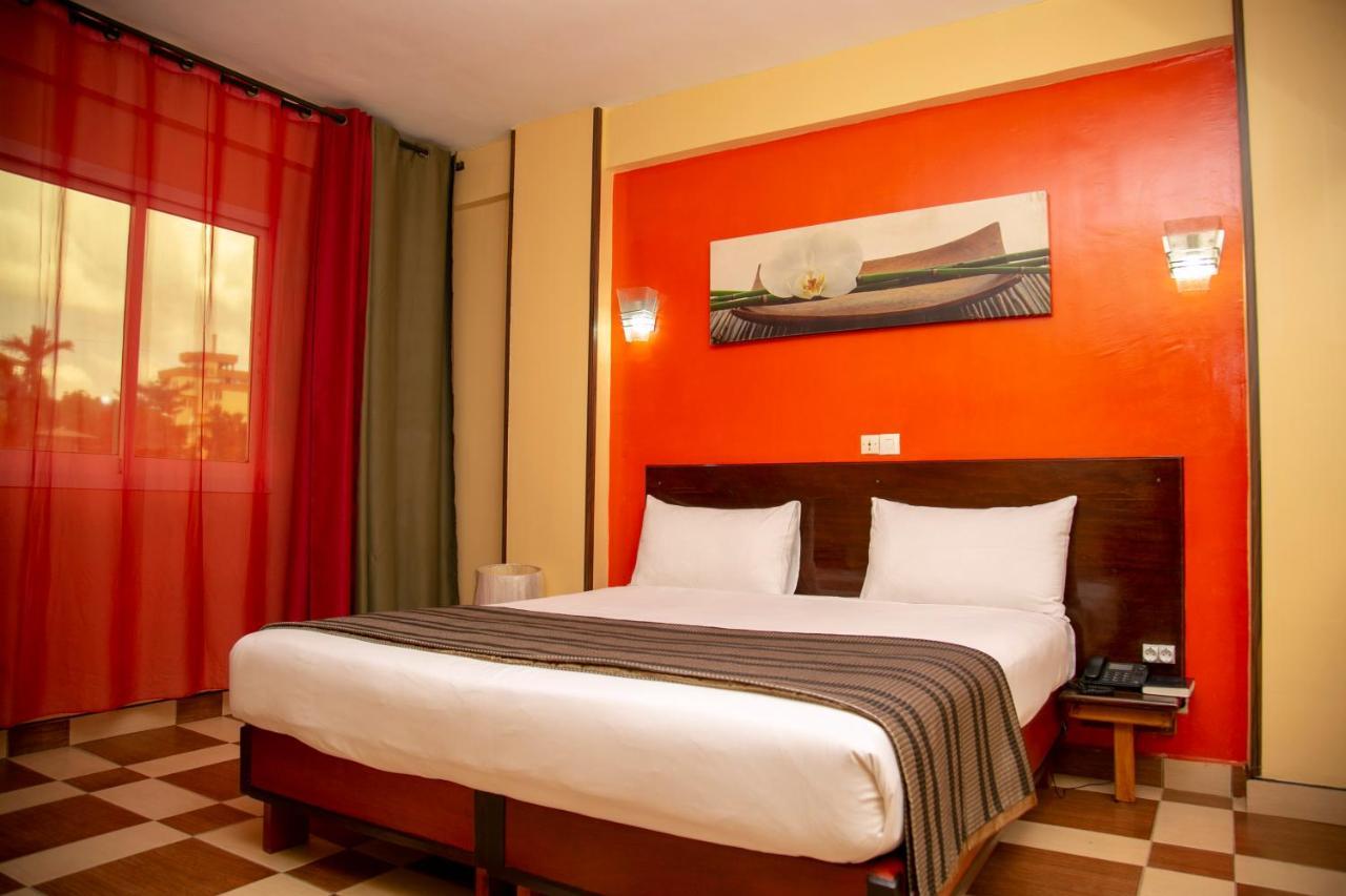 Yaahot Otel Yaoundé Dış mekan fotoğraf