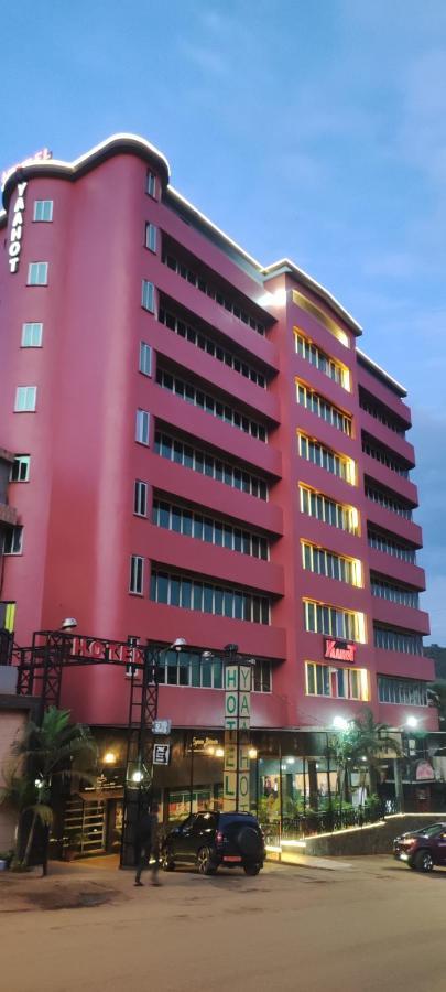 Yaahot Otel Yaoundé Dış mekan fotoğraf