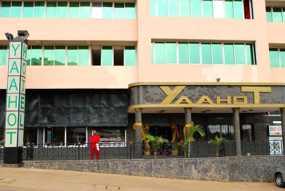 Yaahot Otel Yaoundé Dış mekan fotoğraf