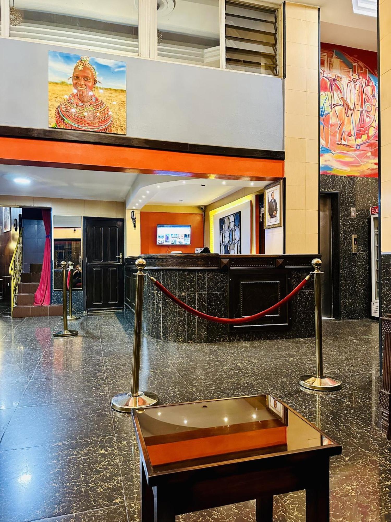 Yaahot Otel Yaoundé Dış mekan fotoğraf