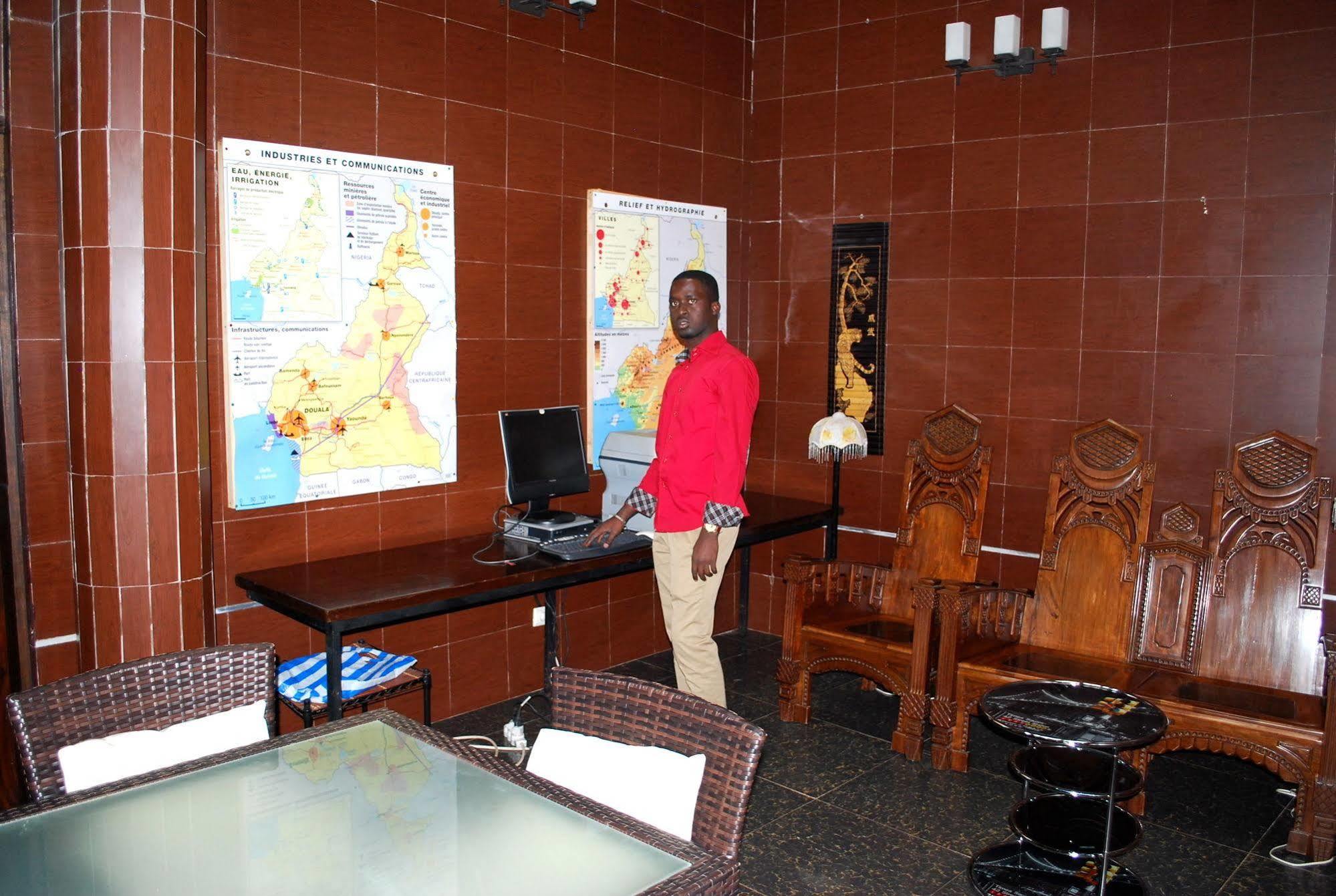 Yaahot Otel Yaoundé Dış mekan fotoğraf